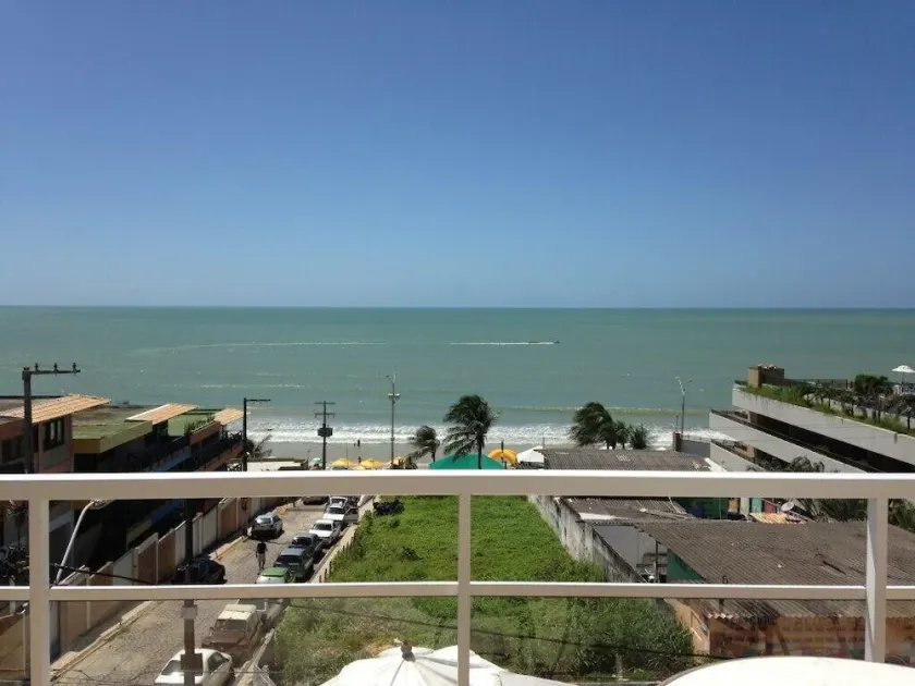 Spacious apartment in Ponta Negra, 30m from the beach, balcony, oceanfront view. - Image 1