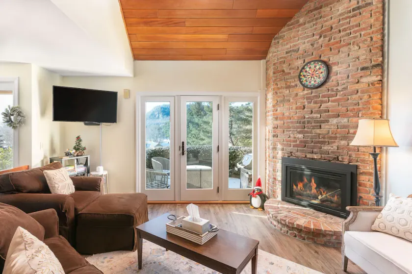 Wentworth Condo on Jackson’s XC ski trails, close to Attitash, Wildcat, Cranmore - Image 1