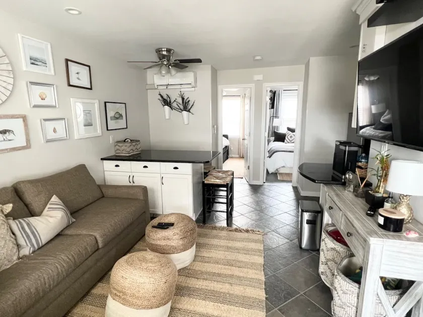 Beach-Block 2-BR Condo w/ Porch & Badges - Image 1