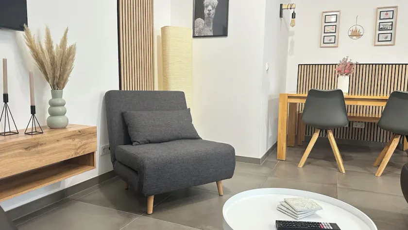 Barrierefreie Ferienwohnung in Winterscheid nahe Köln Bonn bis 4 Personen mit Netflix und mehr - Image 1