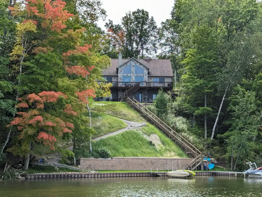 Make new memories! Vacation in the forest on Loon Lake: spacious; scenic; fun. - Image 1