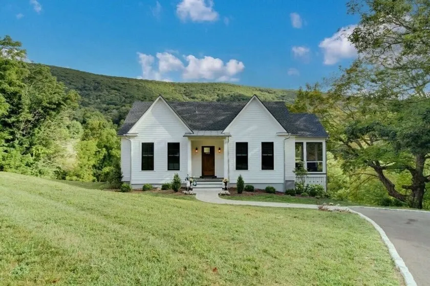 Bellview Cottage - MOUNTAIN HOUSE VACATION RENTAL - Image 1