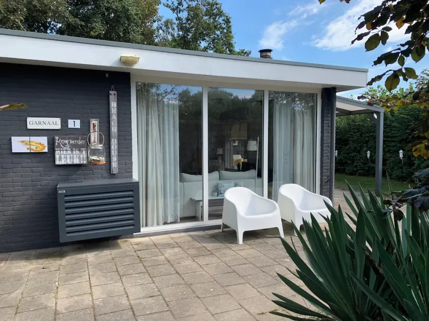 Bungalow \"The Shrimp\" close to the beach! Air conditioning! South corner 1 - Image 1