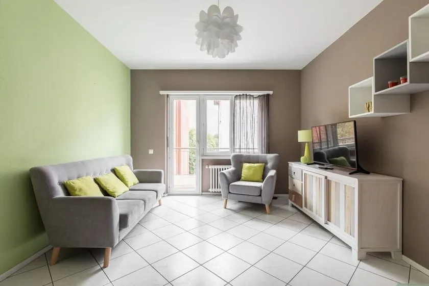 Appartement rénové de trois pièces très proche des expositions -LIDO 2 GREEN - Image 1