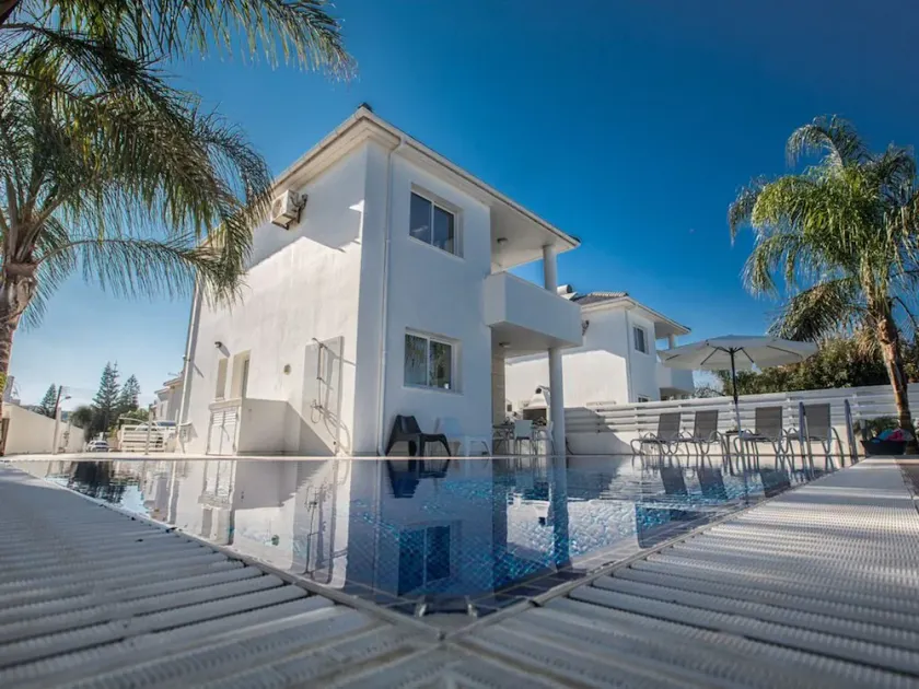 Villa Anthinas Tessera - Modern 3 Bedroom Pernera Villa with Private Pool - Image 1