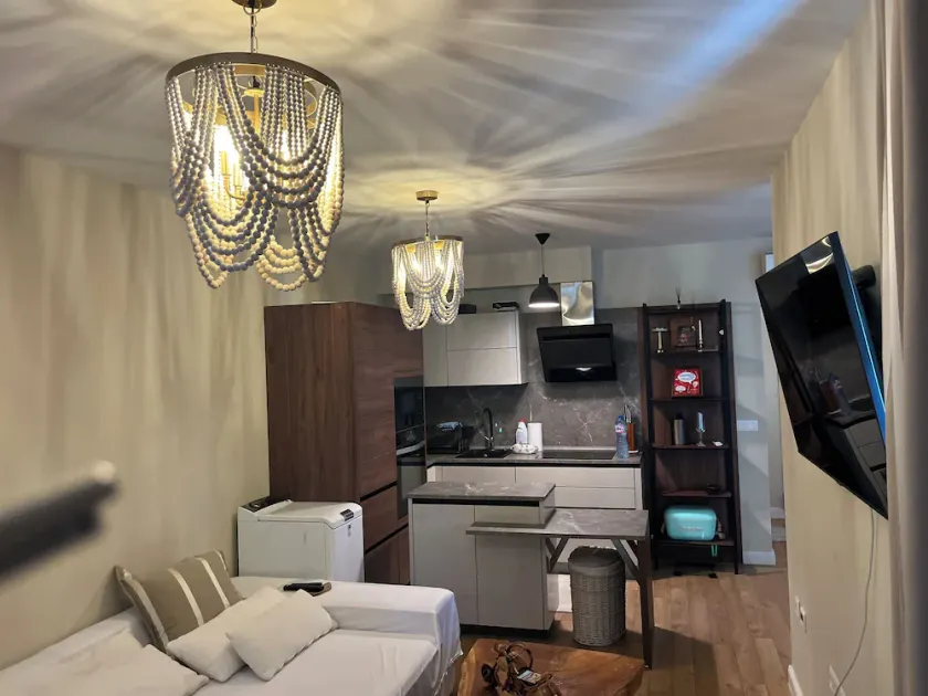 Cozy apt with private office 24\\7 Infinity salty heated pool barbecue sky dome - Image 1