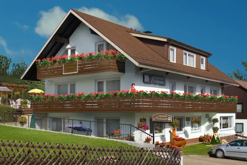 Apartment 6: Time Out with a View – Comfortable Living, Wi-Fi & EV Charging Station - Image 1
