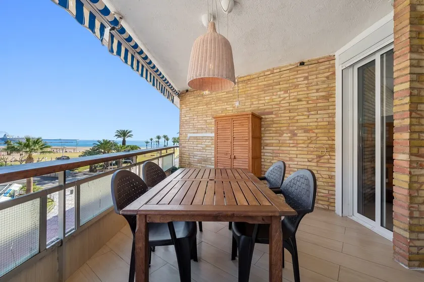 Appartement 'Tirreno 304' avec vue sur la mer, terrasse privée et Wi-Fi - Image 1