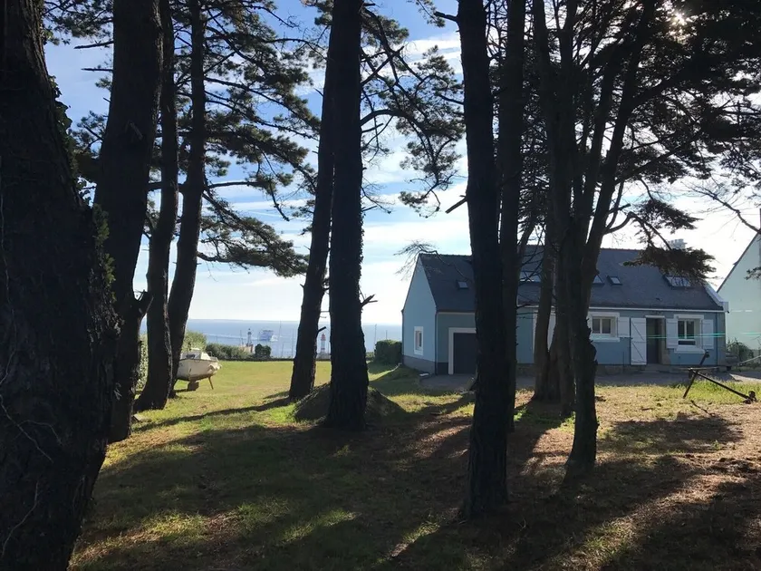 Maison de charme avec vue panoramique sur océan et Port Tudy - Image 1
