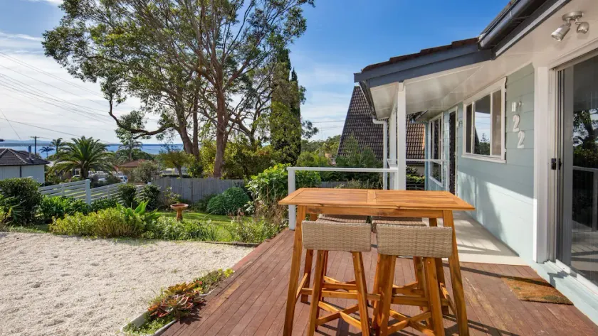 WindanSea Cottage Pet Friendly Ocean Glimpses - Image 1
