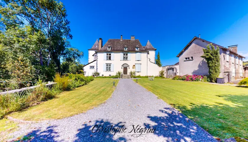 South-west chateau de Porthos holidays bearn and basque country up to 14 people - Image 1