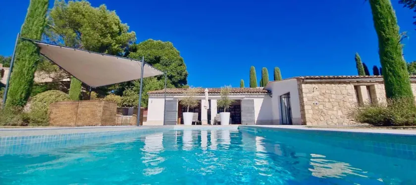 Maison LA Suite 5 Climatisation Piscine Chaufée - Image 1