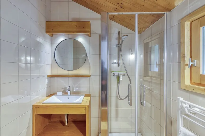 Chalet Allières Walk to Grands Montets | Sleeps 10 - Image 1