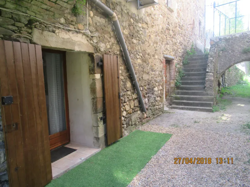 ALQUILER ESTUDIO DOMAINE DE LA BAUME - Image 1