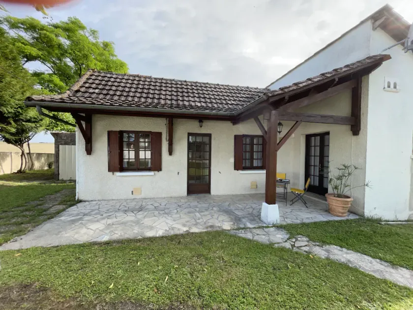 Gite Jeanroy a Cheerful 2 Bedroom Rural Gite - Image 1
