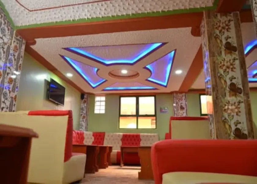 Tollview Classic Hotel - Image 1