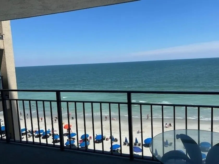 510 Surfmaster 2 Bedroom Condo by RedAwning - Image 1