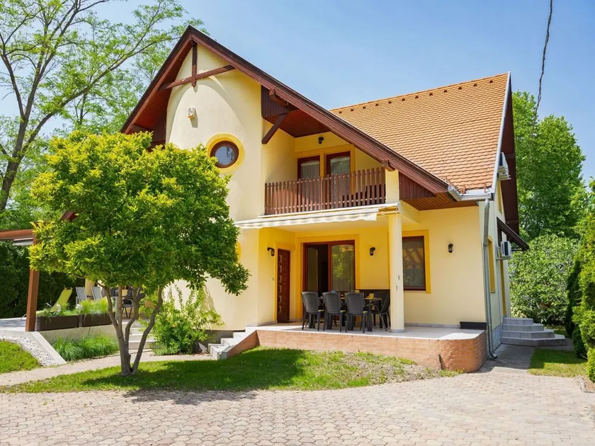 Precioso apartamento para 10 personas con A/C, WIFI, TV y terraza - Image 1