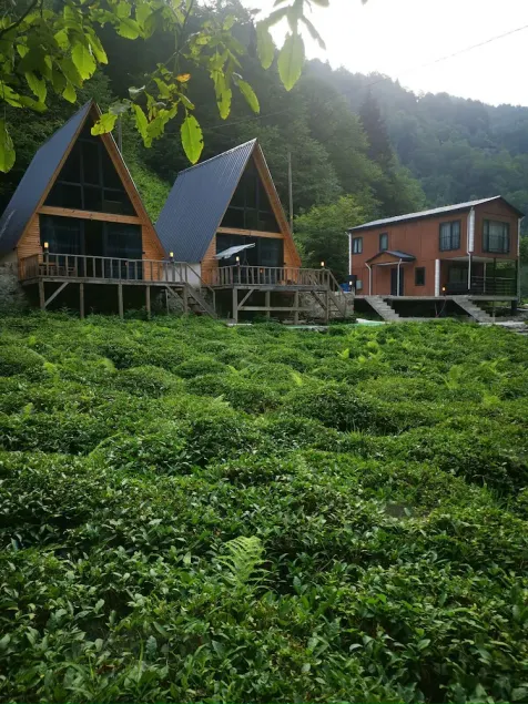 Roadside bungalov - Image 1