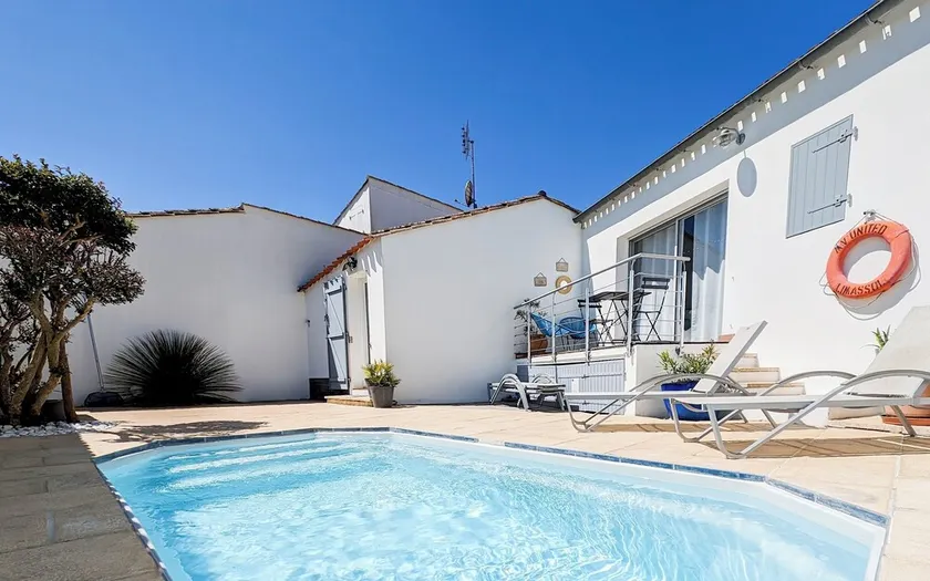 PETITE RETAISE lovely house with heated pool - Image 1