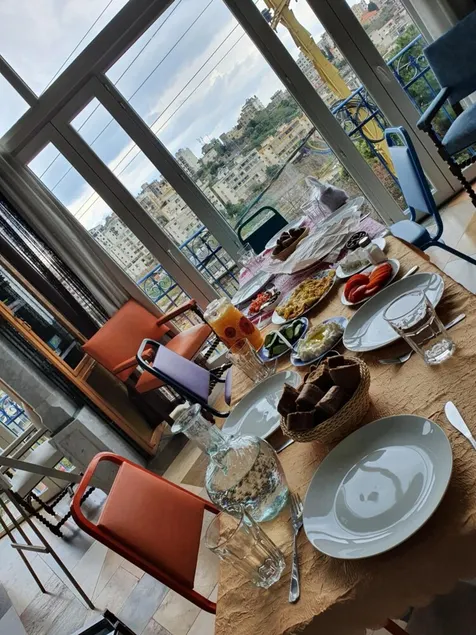 Warda وَرْدَة Lebanese Guesthouse - Image 1