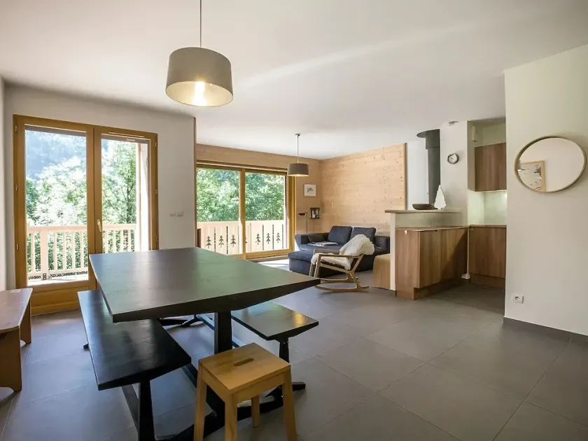 Demi-chalet moderne, 3***, animaux admis, garage, proche télécabines - Image 1