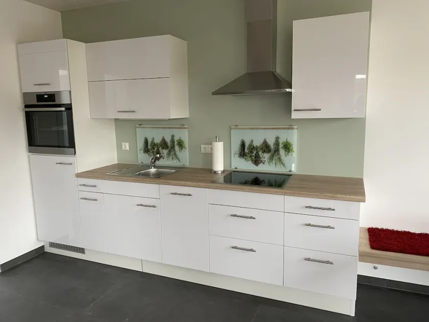 Appartamento per 1 - 4 persone, compresi bagno e cucina - Image 1
