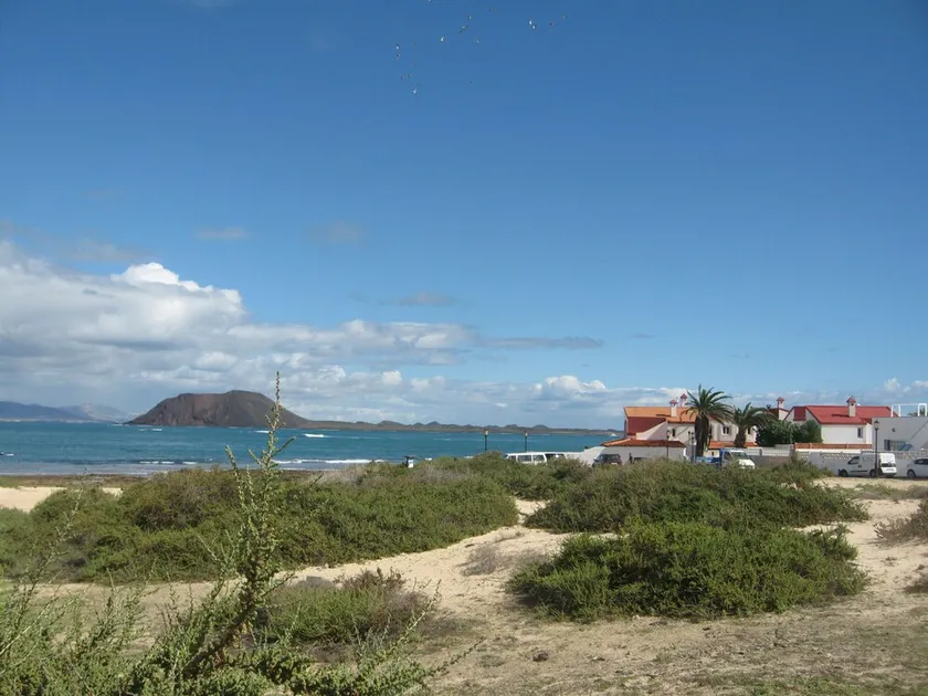 Villa de Charme à même la plage et piscine chauffée privée. Vues magnifiques. - Image 1