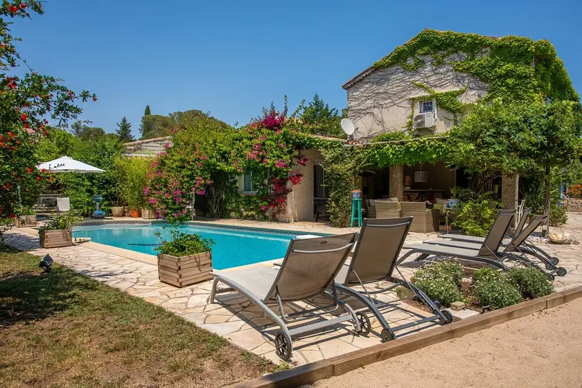 PROVENCAL VILLA Nära havet - Image 1