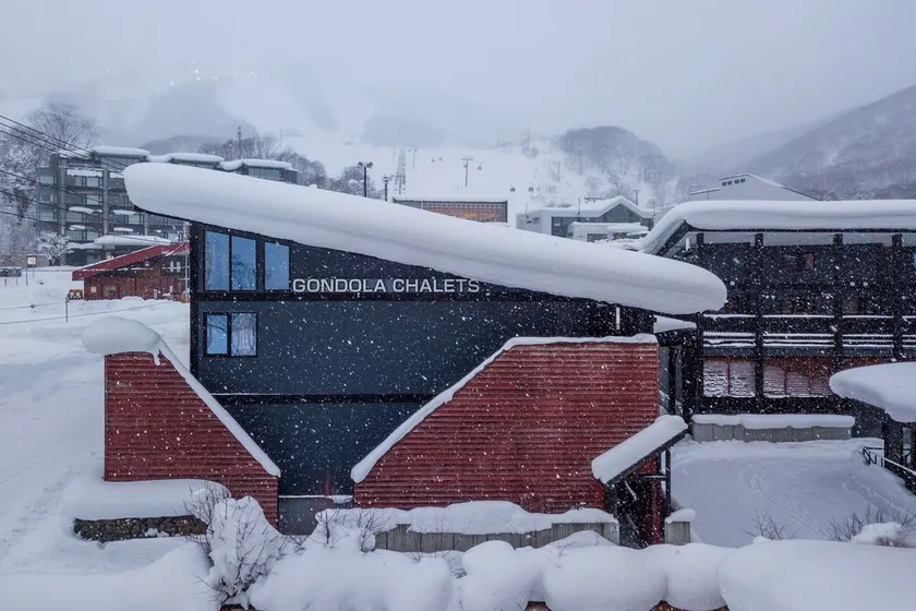 Gondola Chalet by H2 Life - Image 1