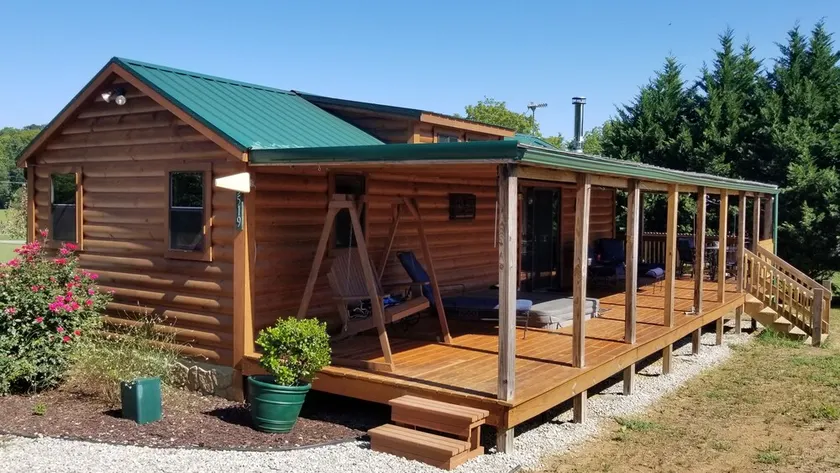 Homestead Cabin with hot tub - Image 1
