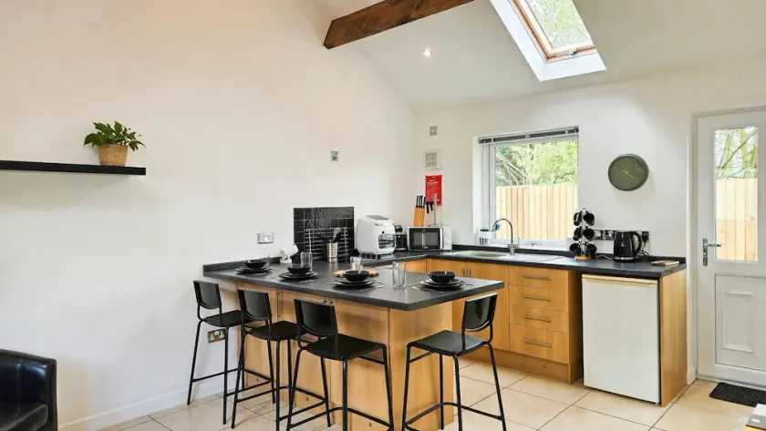 Foxglove - 2 Bed Cottage - Red Forest Retreats - Image 1