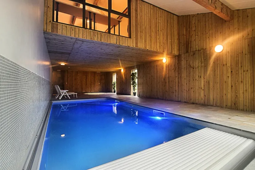 Unique Holiday Home with Pool near Park & Ski Area - Image 1