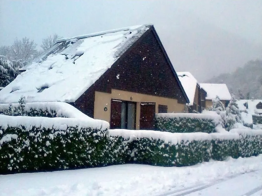 Beautiful T3 in chalet for 6 people, 2 bedrooms, all comfort, private parking. - Image 1