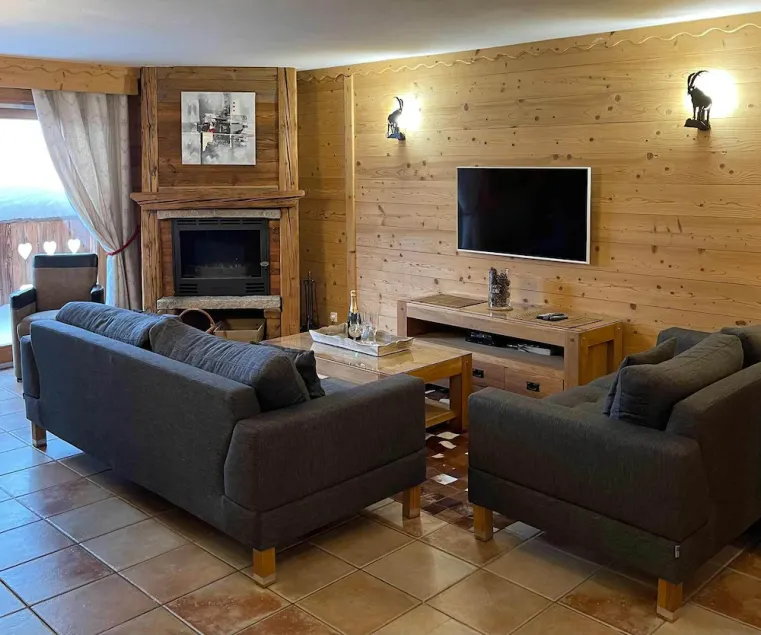 Appartamento Antares Lodge Courchevel 1650, jacuzzi, sauna, WIFI gratuito - Image 1
