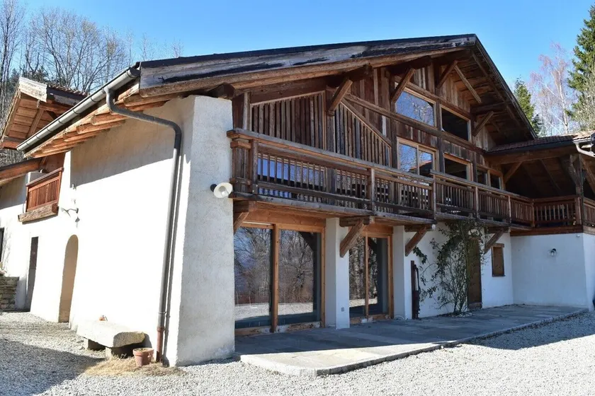 'Ferme de Faustine' Apartment with Shared Heated Pool and Wi-Fi - Image 1