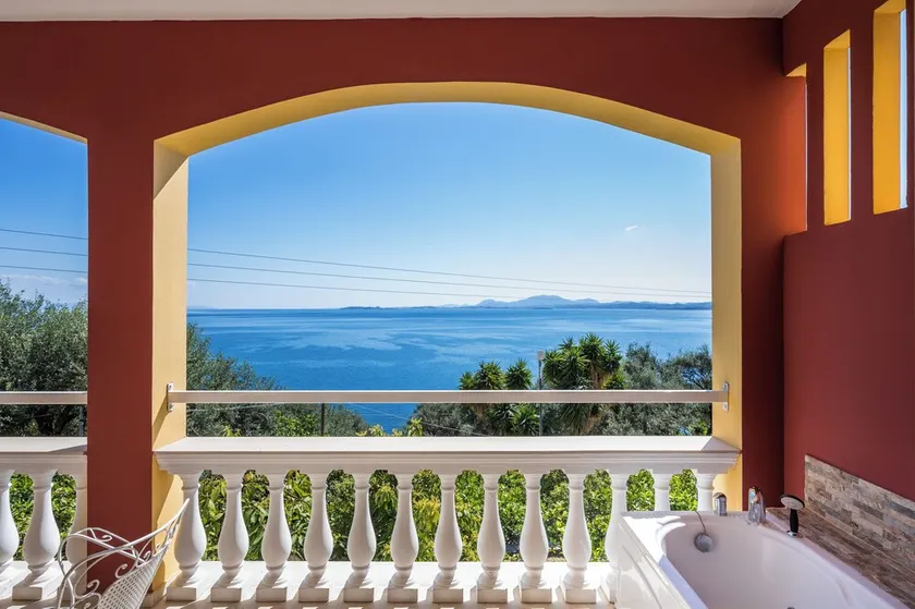 Baracunda Seaview Apartments with private Hot Tub by Konnect - Image 1