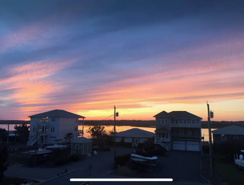 Topsail Flucht mit erstaunlichen Sonnenuntergängen - Image 1
