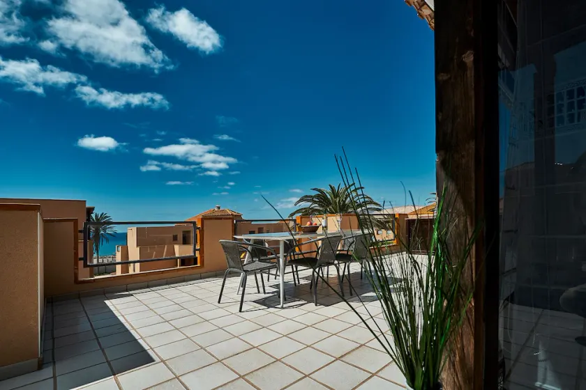 Casa Anna, modern with rustic design - Image 1