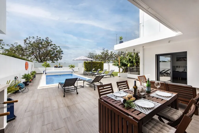 Villa Serena - Image 1