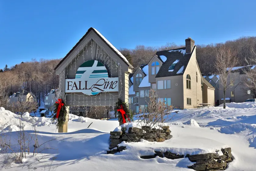 Fall Line Small Studio - Perfect for Two - On Shuttle Route with Amenities G6A condo - Image 1