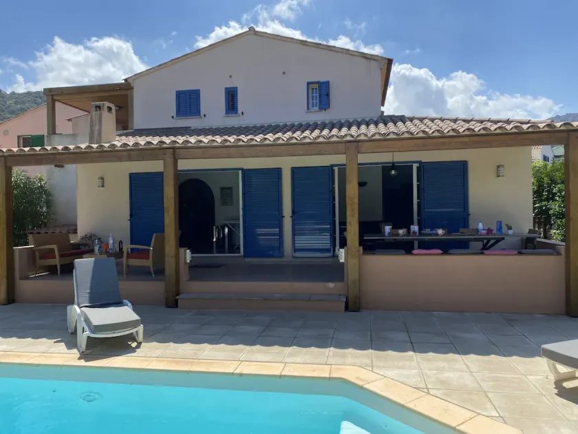 Villa climatisée avec piscine sécurisée , 12 personnes, 5mn plage WIFI, Internet - Image 1