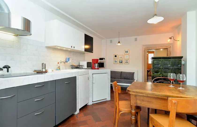 Holiday home with air conditioning and Wi-Fi - Image 1