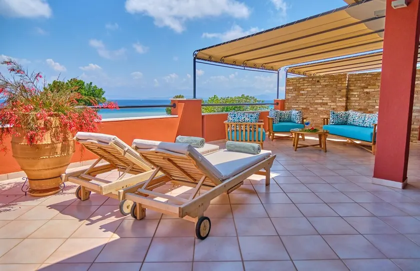 Chrismos Luxury Suites 1A Apraos Corfu - Image 1