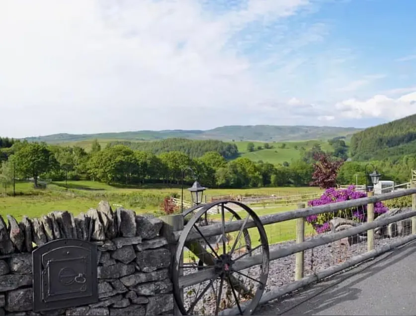 Golygfar Mynydd Retreat - Sleeps 6 - Image 1