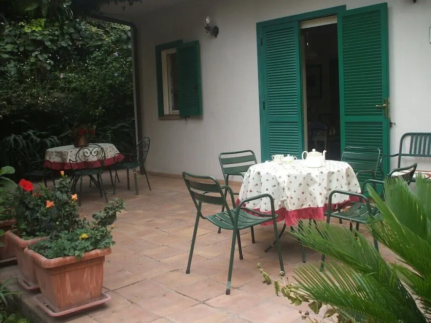 Villa Scimmia - Image 1