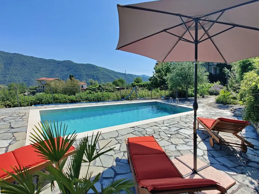Charmantes Landhaus mit Pool und Großer Terrasse - Image 1
