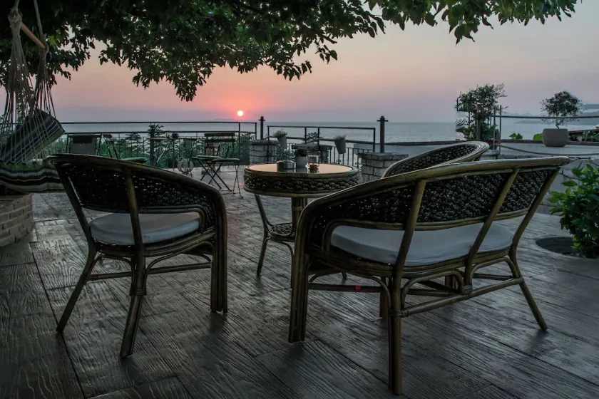 Hotel Agios Thomas - Image 1