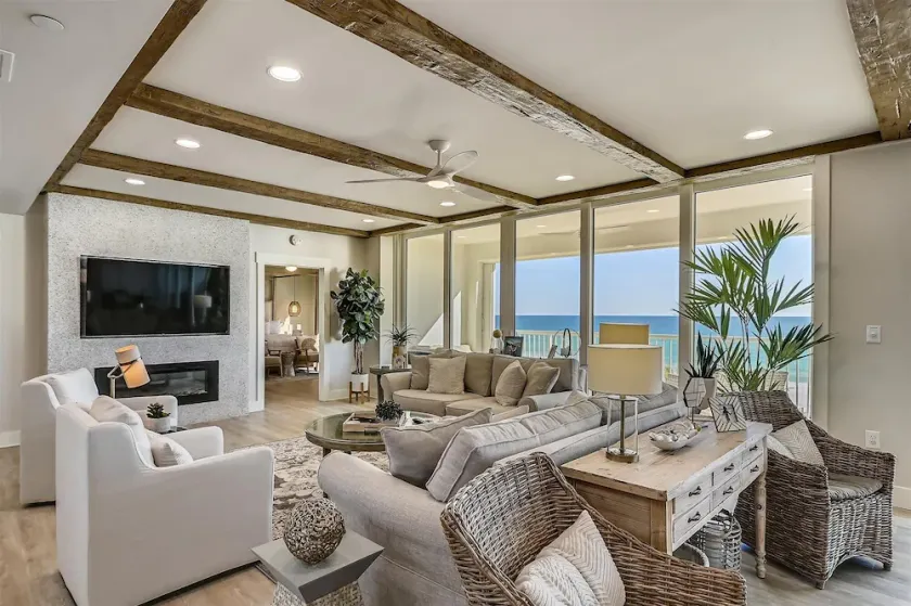 Oceania 307 3 Bedroom Condo by RedAwning - Image 1