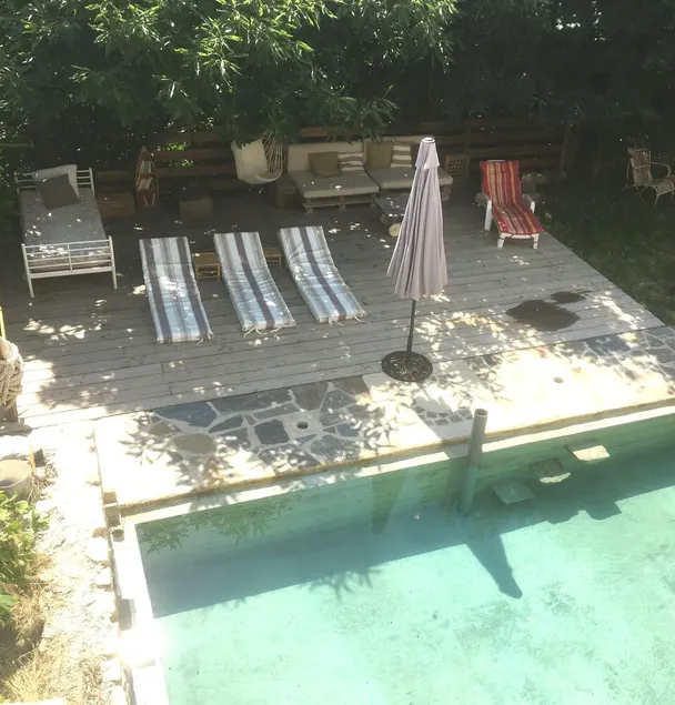 Le Paradis Les Vignals gîtes and events Cévennes pool view - Image 1
